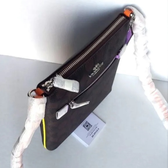 Coach Mini Rowan File Bag in Colorblock Signature Canvas NWT $250 - Picture 8 of 8